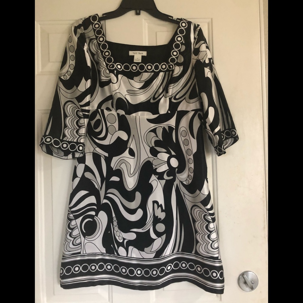 White House black market dress